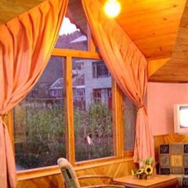 Green-Hotel-and-Cottages-e1388668128330 Green-Hotel-and-Cottages-e1388668128330