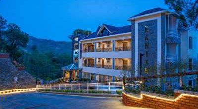Hotels & Resorts (1) Hotels & Resorts (1)